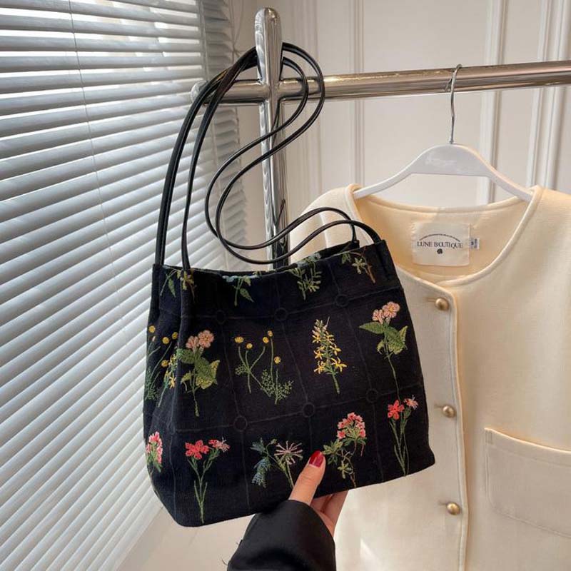 Sac Vintage Brodé De Fleurs