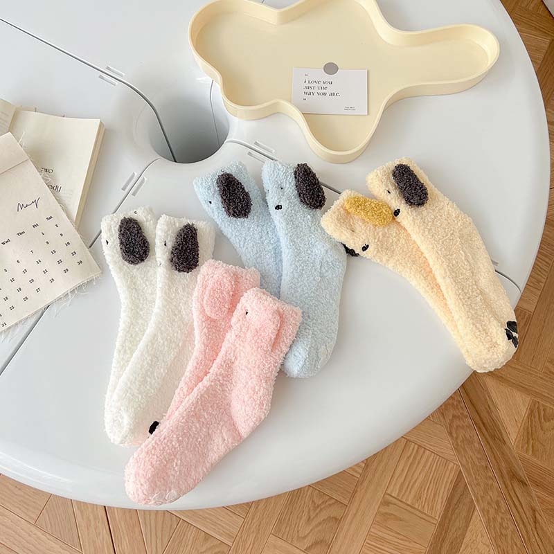 Chaussettes En Peluche Chien De Dessin Animé