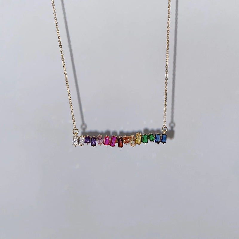 Collier Irrégulier De Diamants Colorés